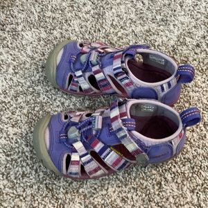 Purple toddler Keens